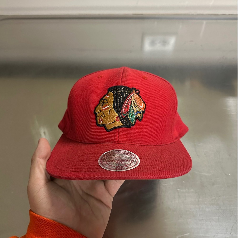 Vintage Style Chicago Black Hawks Mitchell & Ness Hat